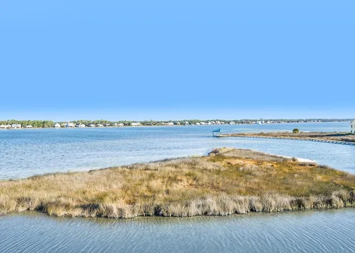 Waterfront House With Access Holiday home *