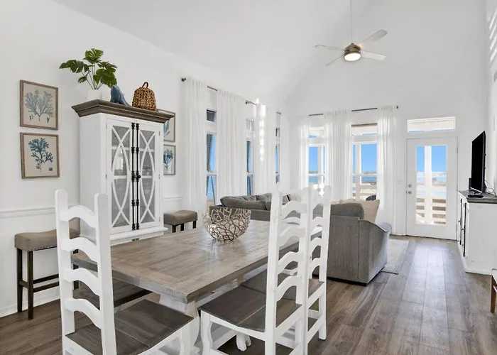 Waterfront House With Access